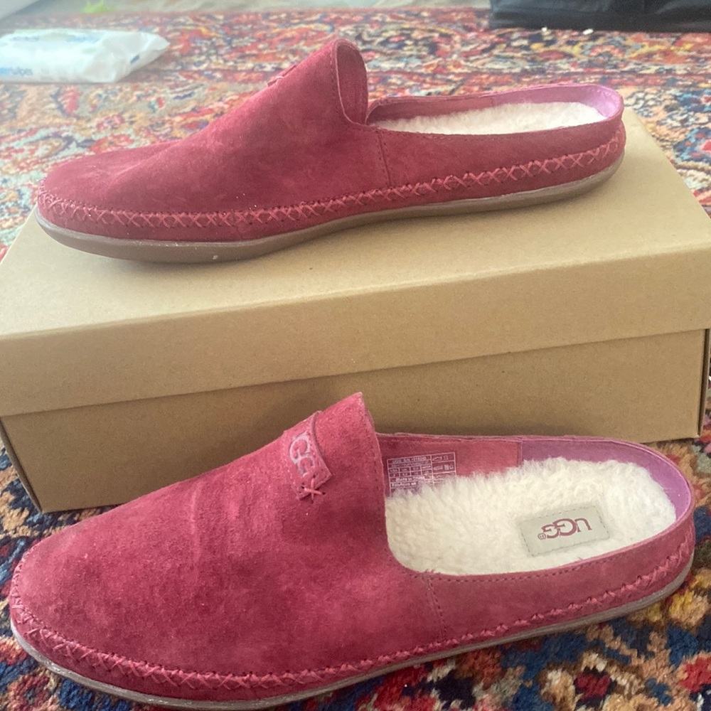 Ugg slippers brand new